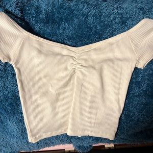 AE Cinch Off The Shoulder Crop Top